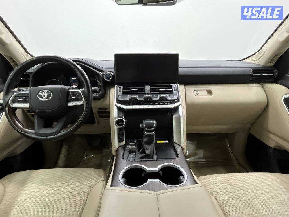 TOYOTA LAND CRUISER GXRAL 6CYL 3.5 TURBO11
