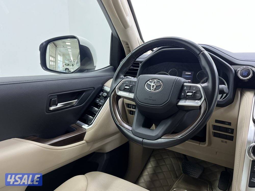 TOYOTA LAND CRUISER GXRAL 6CYL 3.5 TURBO12