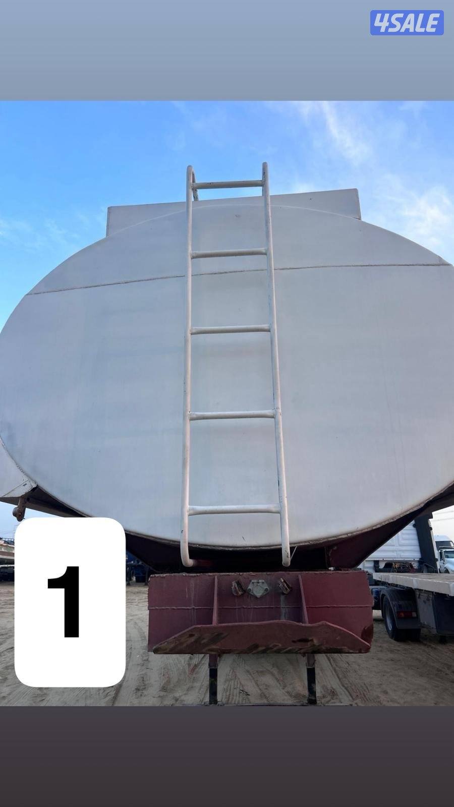 للبيع عدد 2 تانكي حموله 10000جالون7