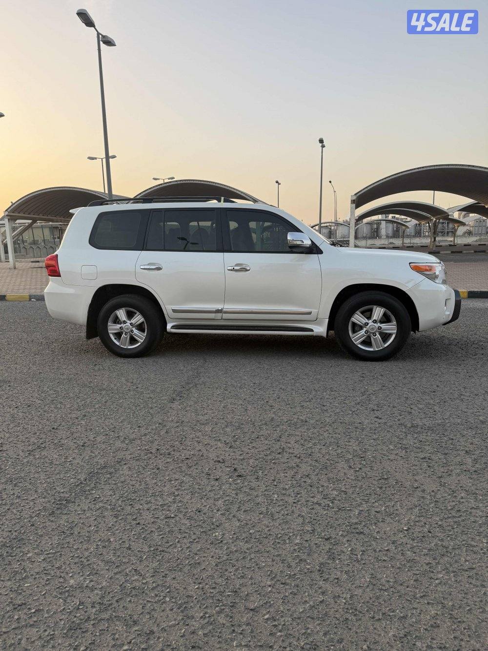 للبيع لاند كرزور صبغ الوكالة2