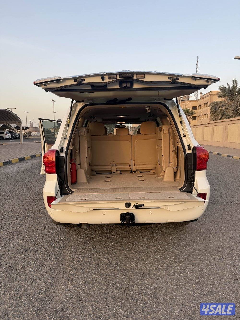 للبيع لاند كرزور صبغ الوكالة6