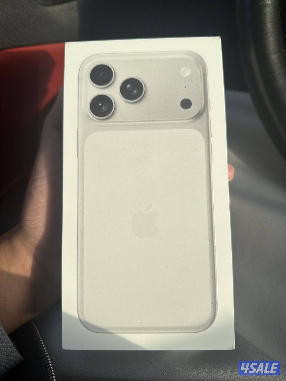 ايفون 17 برو ماكس ٢٥٦0