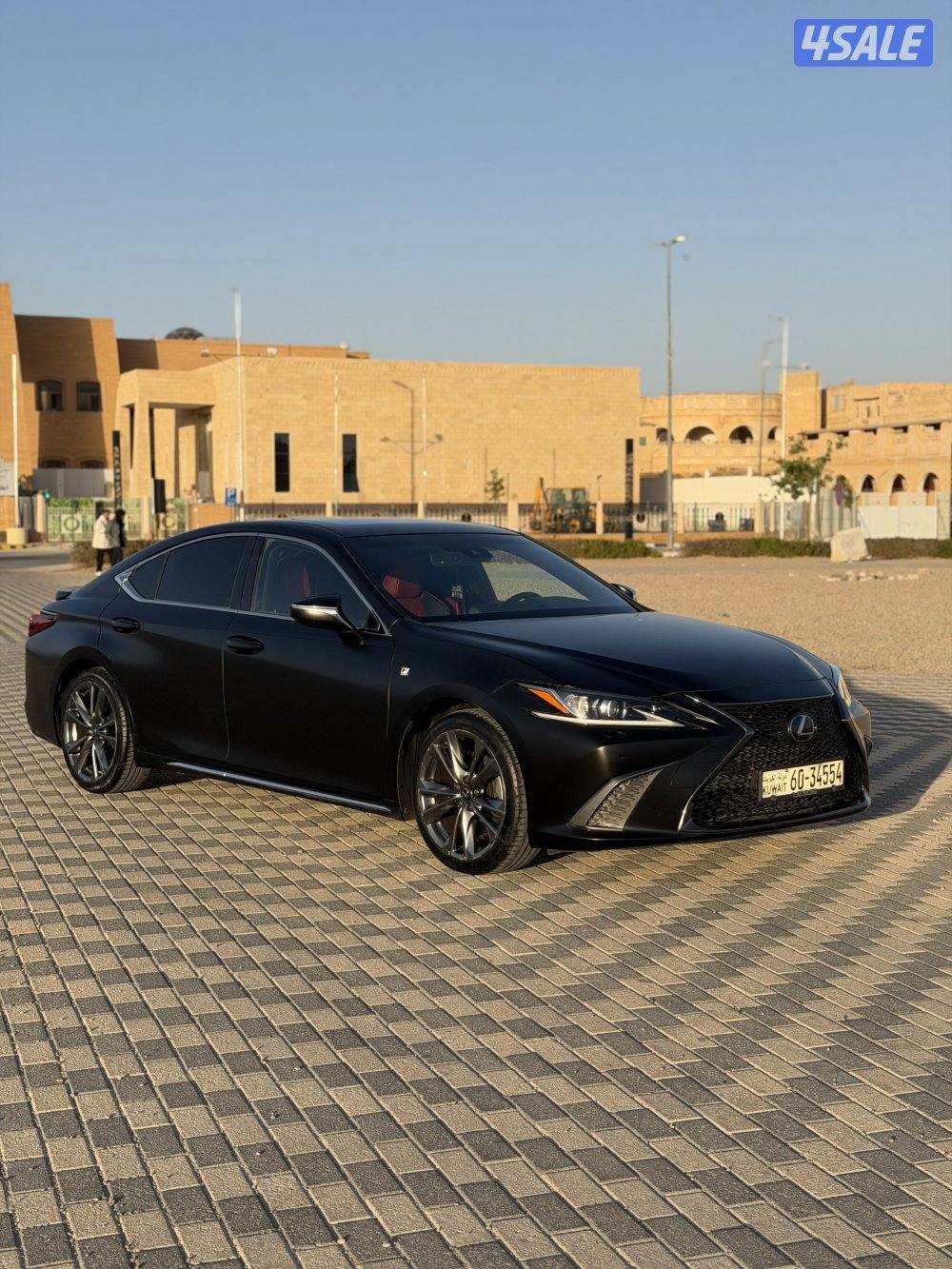 Lexus ES350 f sport 20210