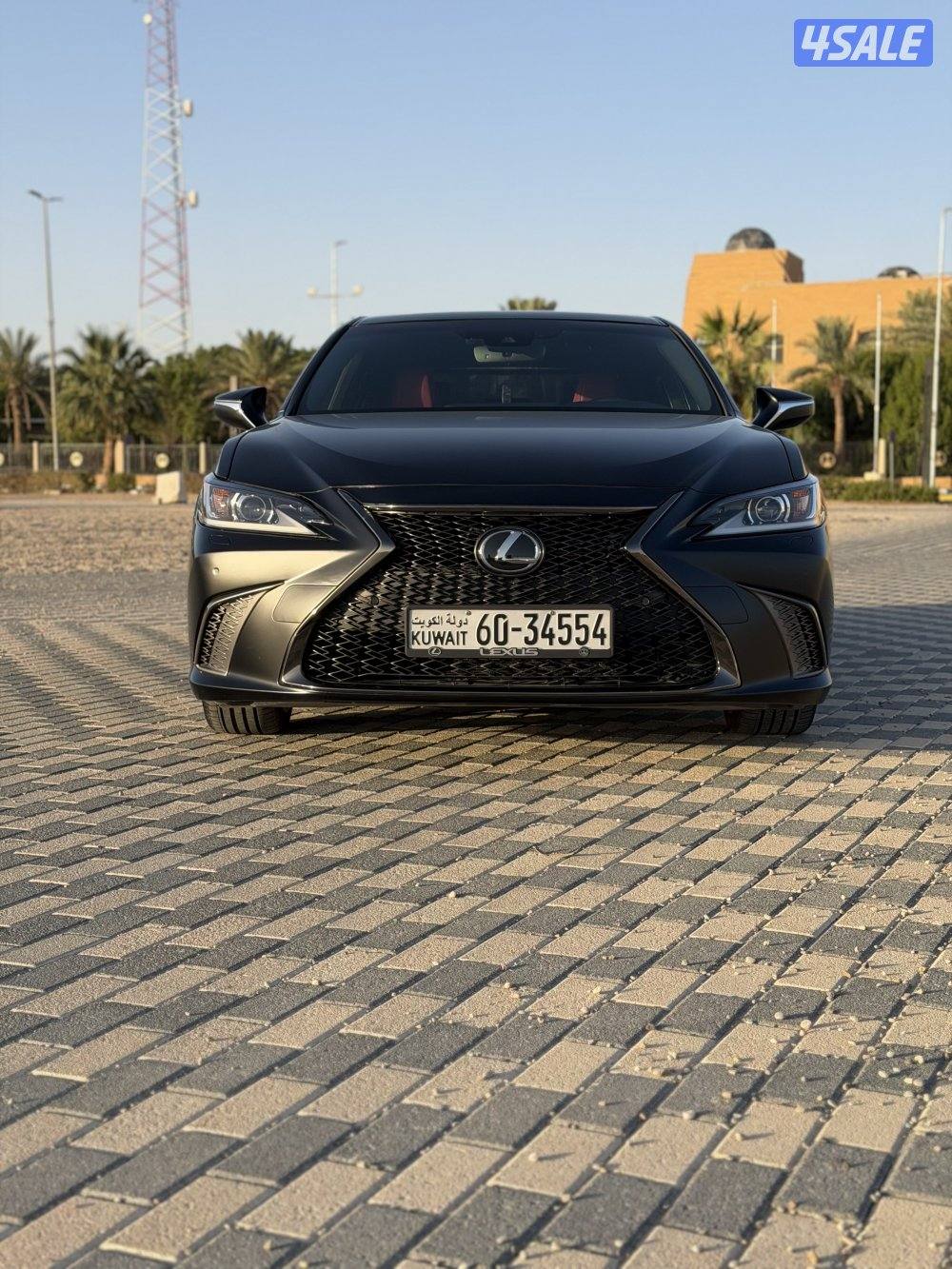 Lexus ES350 f sport 20211