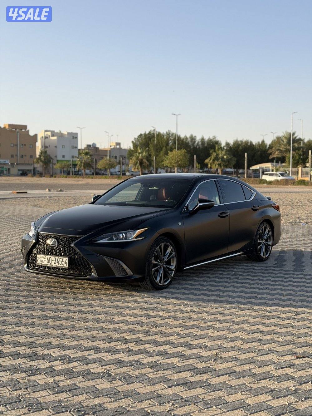 Lexus ES350 f sport 20212