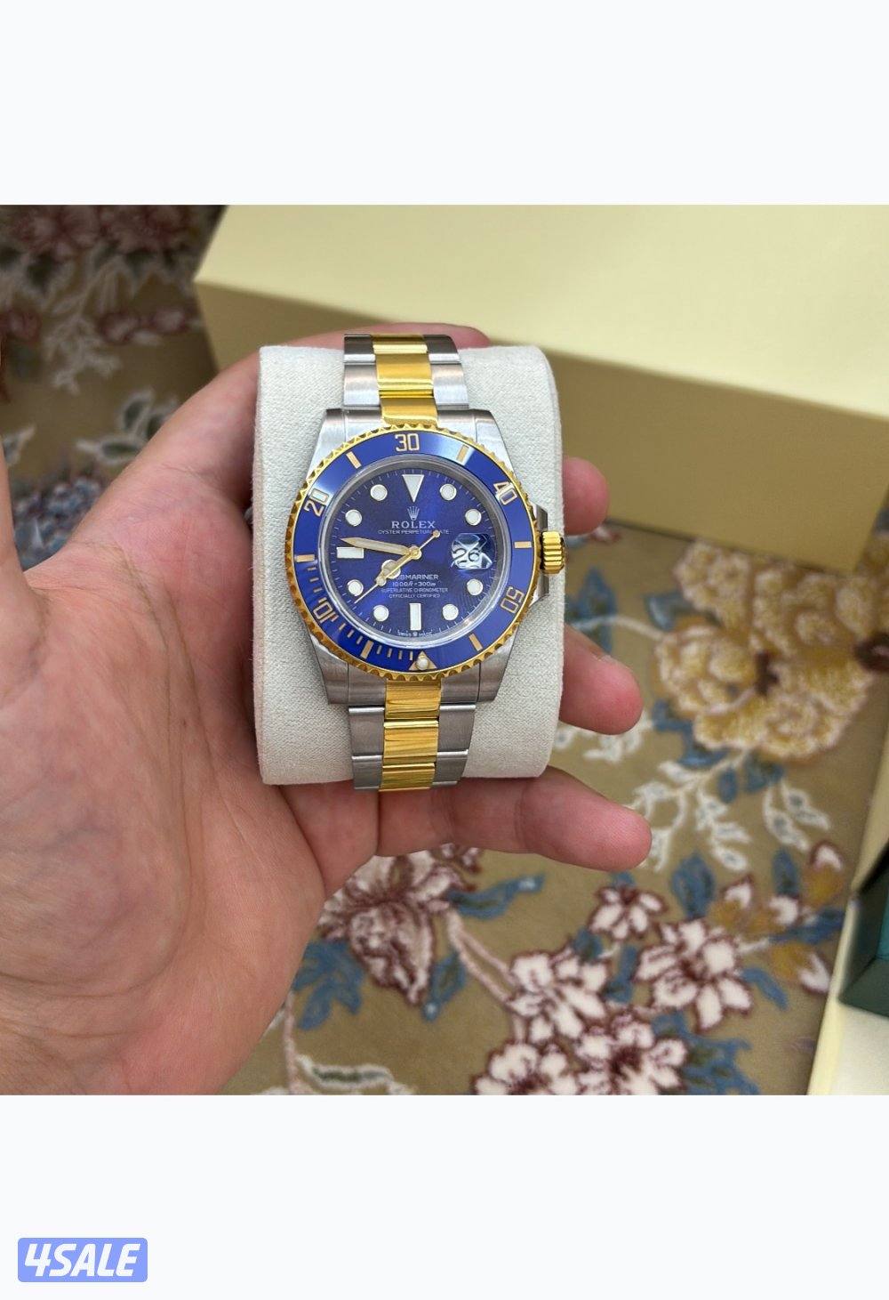 ساعه رولكس نظيفه وبحاله ممتازه مع جميع مرفقاتها0