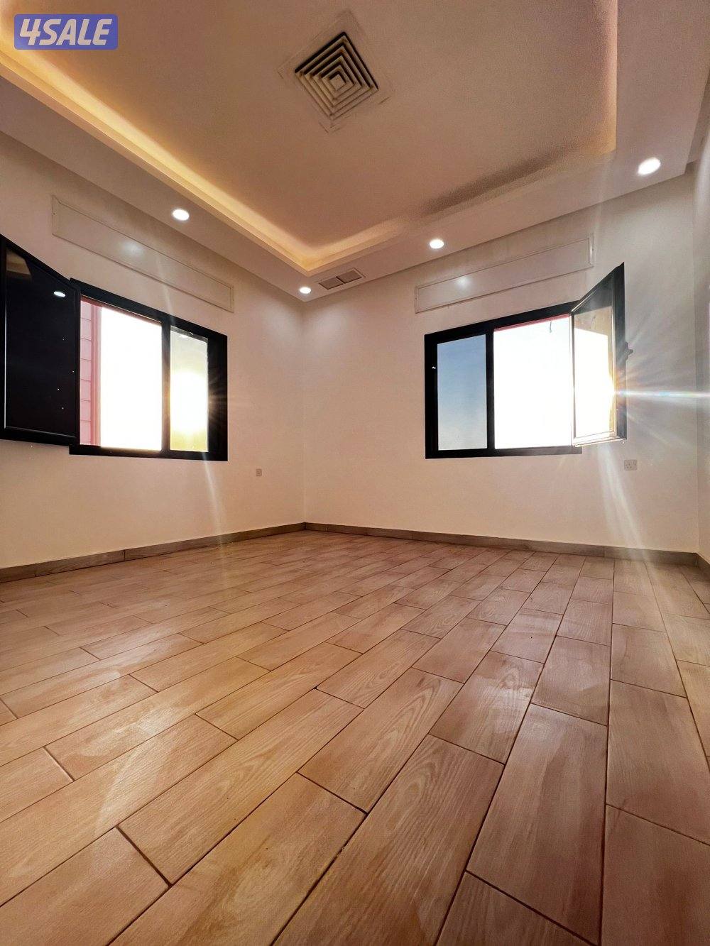 للإيجار شقق غرب وجنوب عبدالله مبارك2