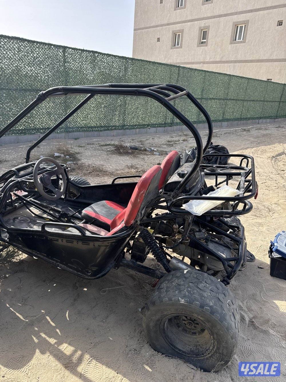 للبيع شاصي بقي سيارة سكراب الصامل مارح أقصر معاه3