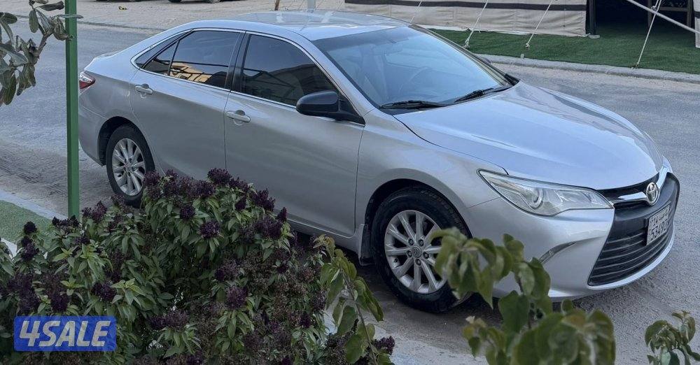 للبيع كامري 20162