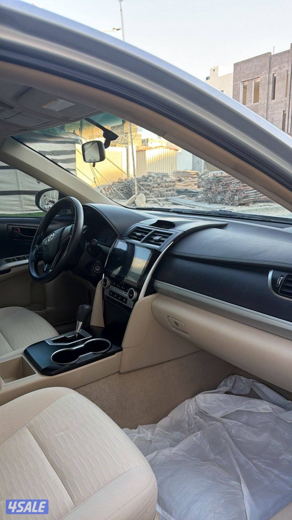 للبيع كامري 20164