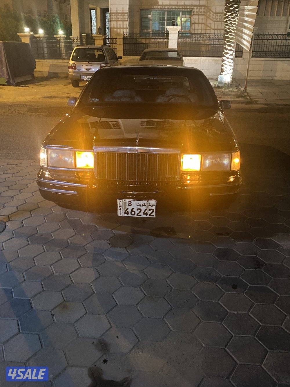 لينكن تاون كار 19910