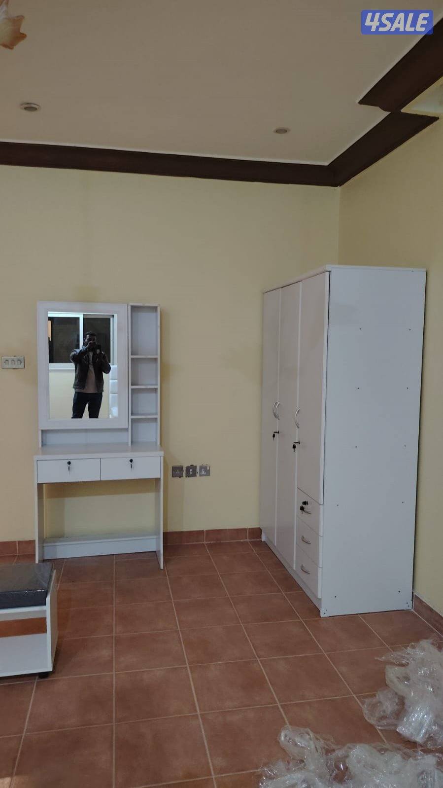 كبت ٢ باب ارفف وعلاقة جديد بسعر ٤٥ دينار4