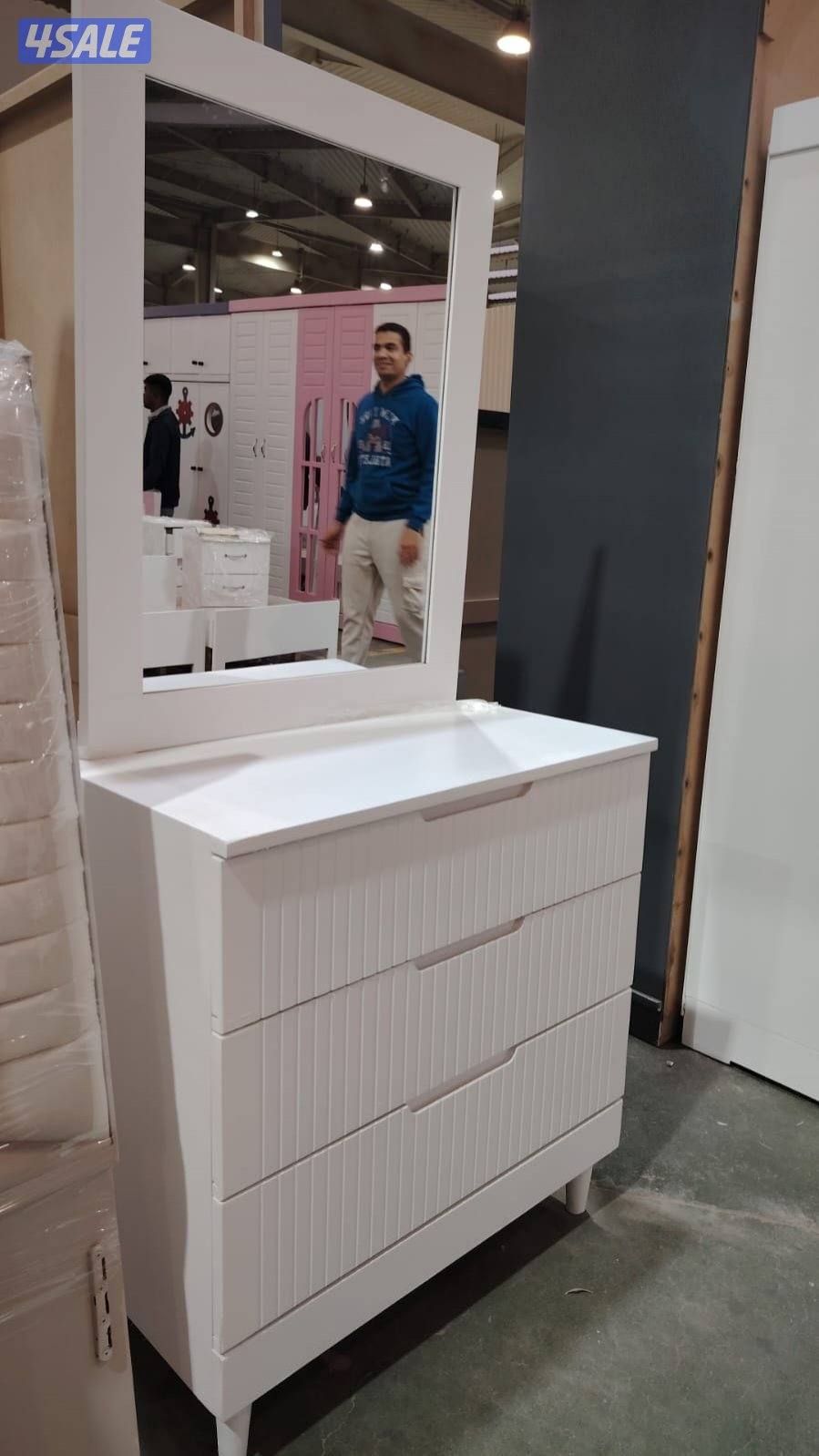 كبت ٢ باب ارفف وعلاقة جديد بسعر ٤٥ دينار7