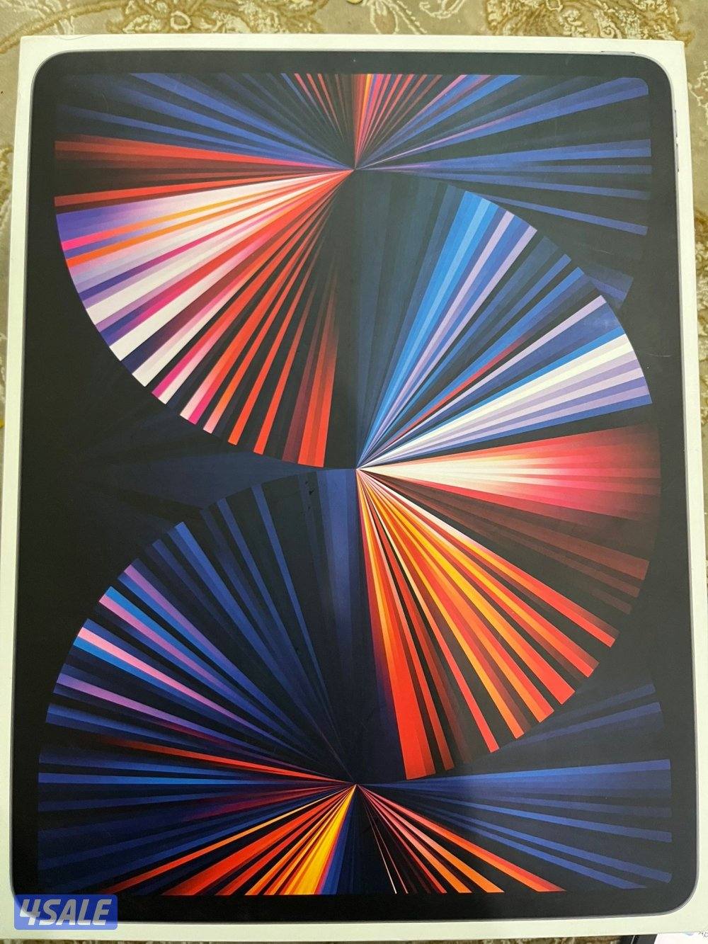 ايباد ابرو12.9قيقا 128 كامل أغراض نضيف حيل ولا ختش مو مبدل شي نضيف2