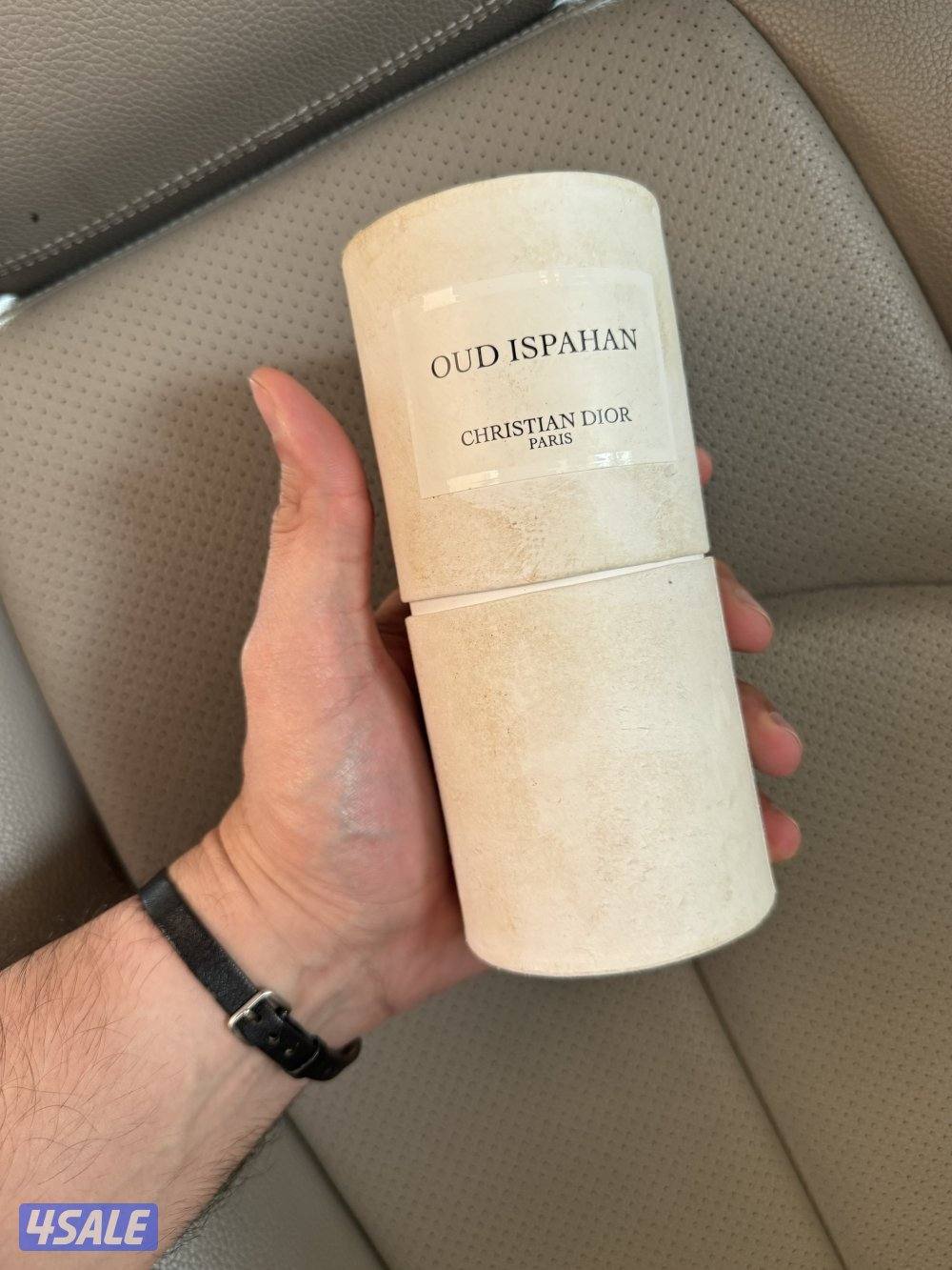 للبيع عطر ديور عود أصفهان4