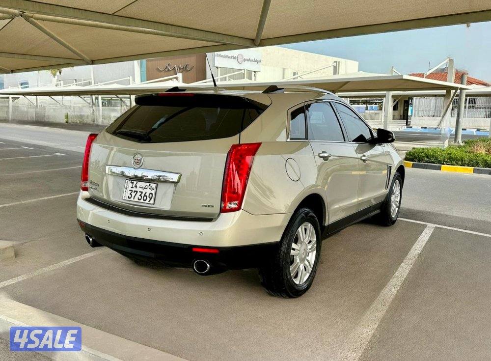 كاديلاك SRX - الموديل:2016 - العداد:1346