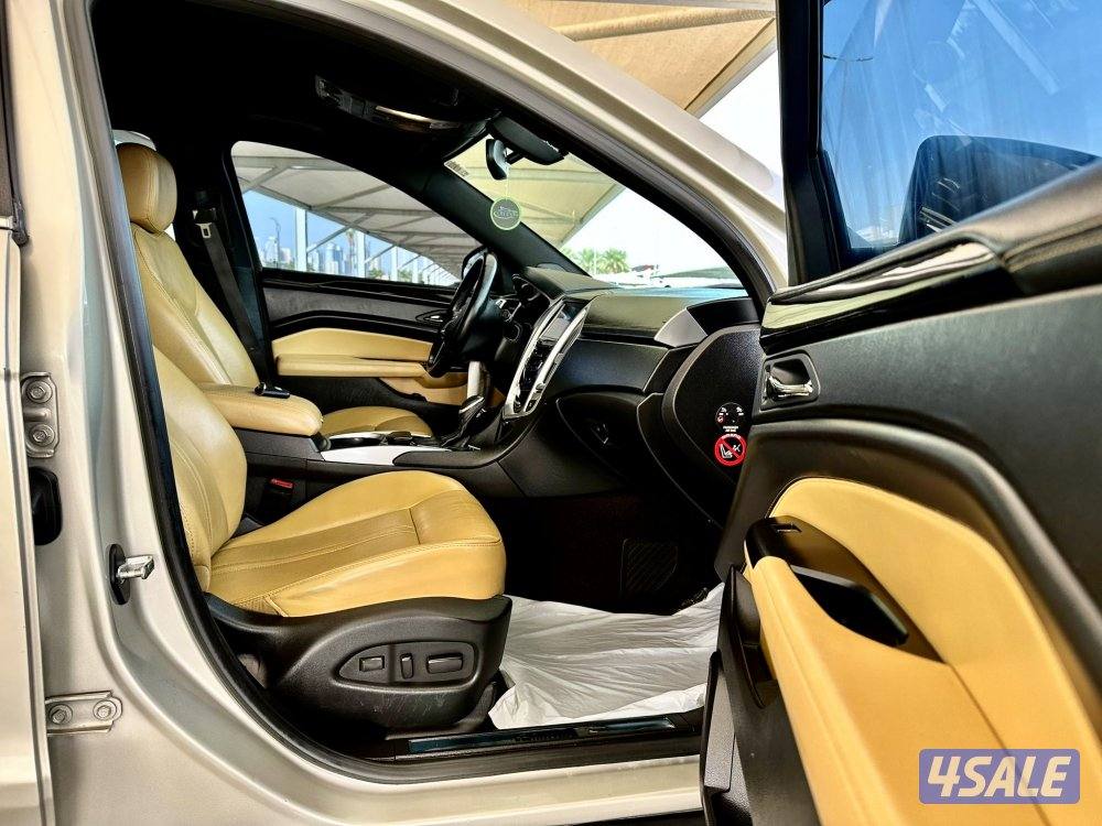 كاديلاك SRX - الموديل:2016 - العداد:1348