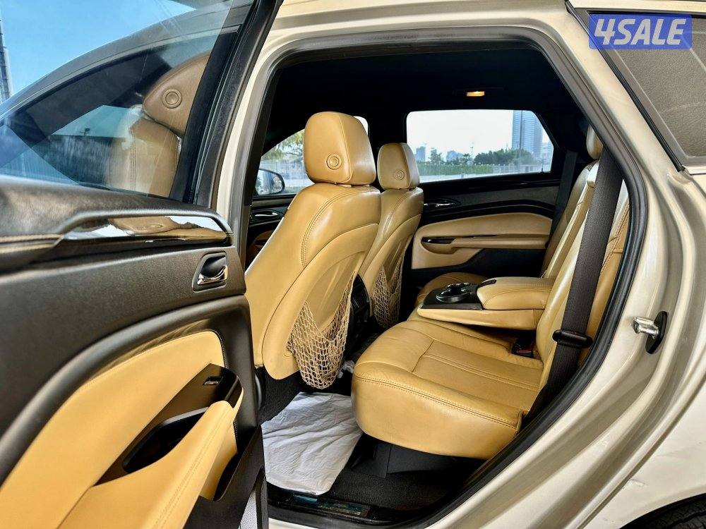 كاديلاك SRX - الموديل:2016 - العداد:13413