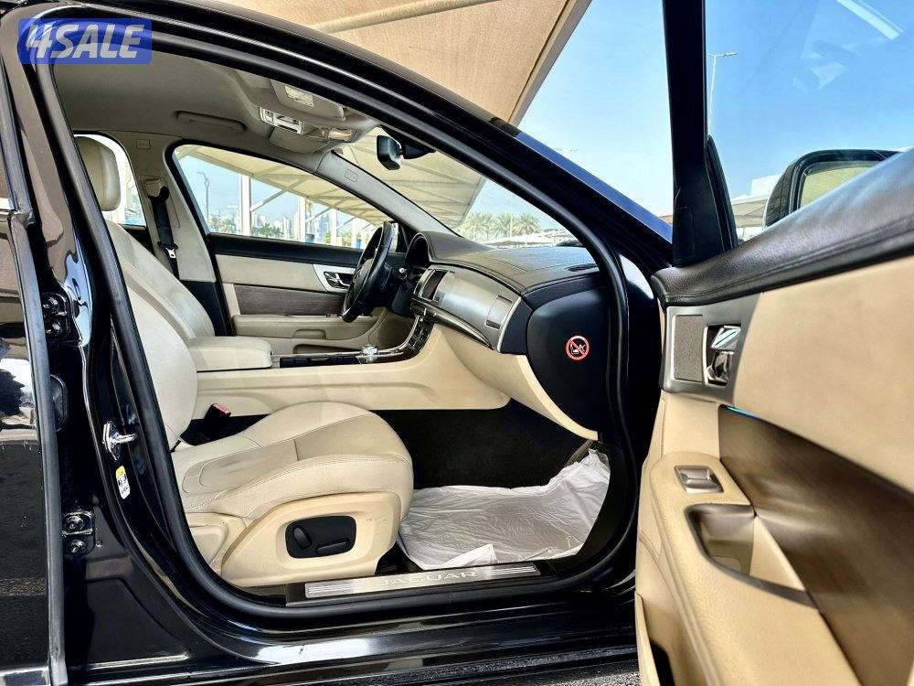 جاكوار XF - الموديل:2014 - العداد:1718