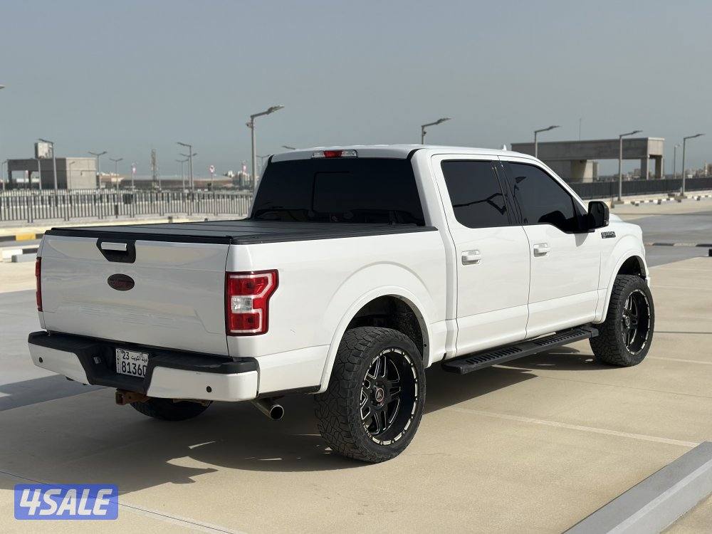 وانيت فورد -1502