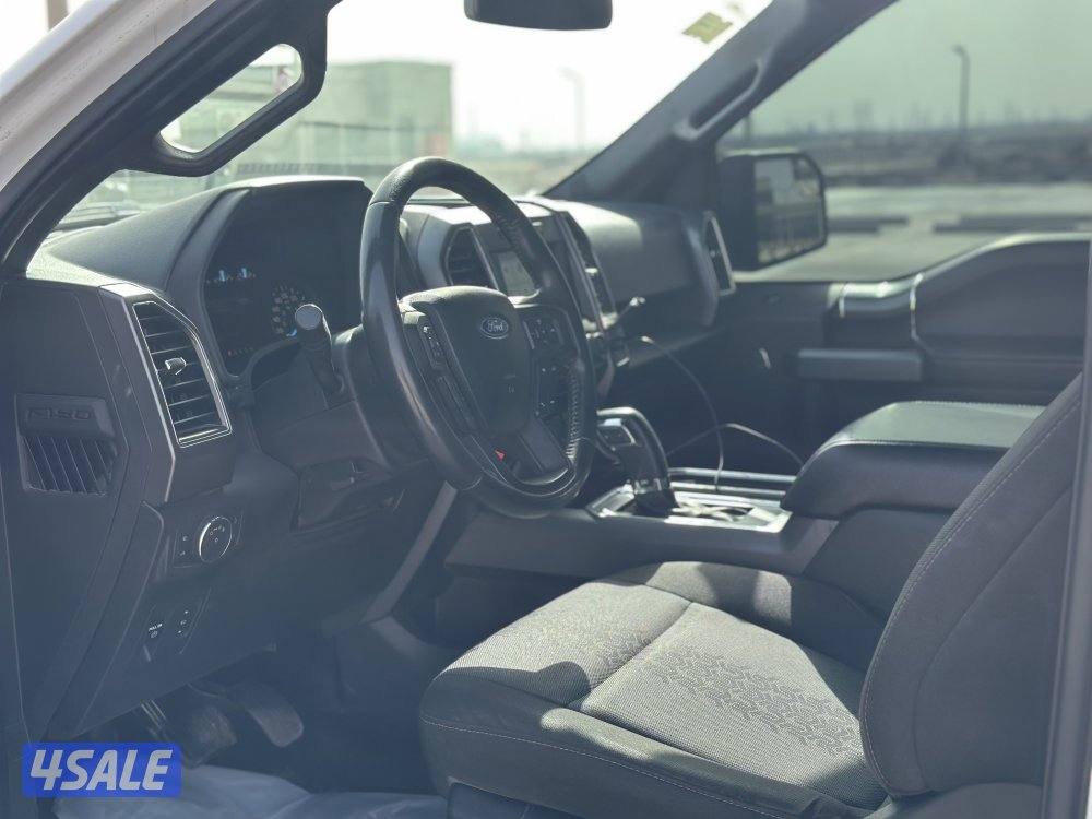 وانيت فورد -1505