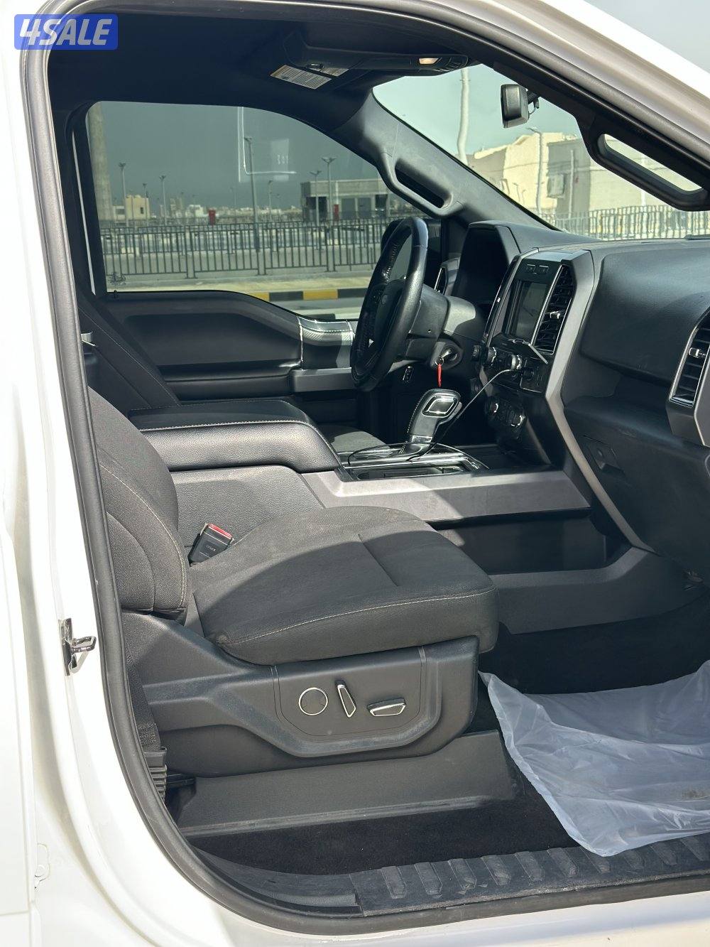 وانيت فورد -1507