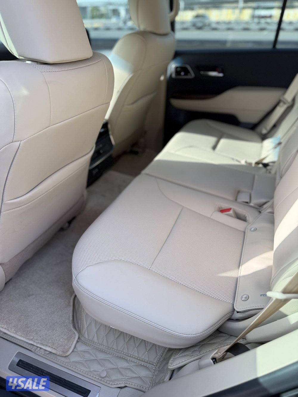 للبيع لاندكروزر اسود 2024 ماشي((21)) الف اللون اسود7