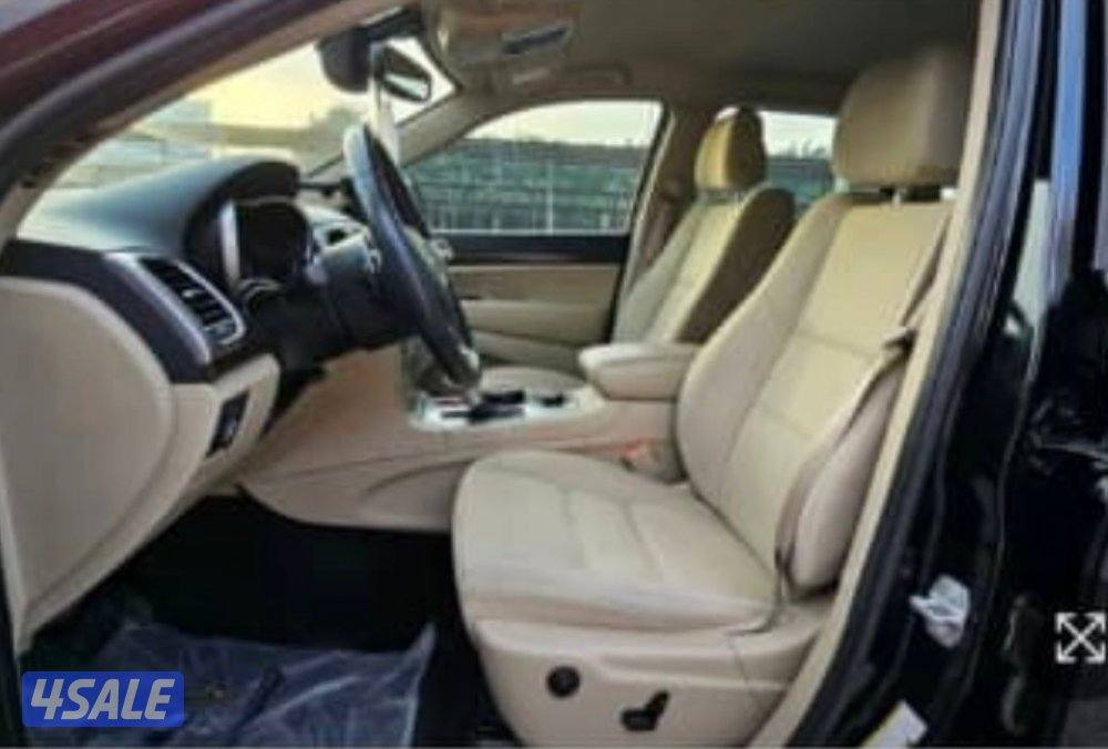 جراند شروكي لاريدو5