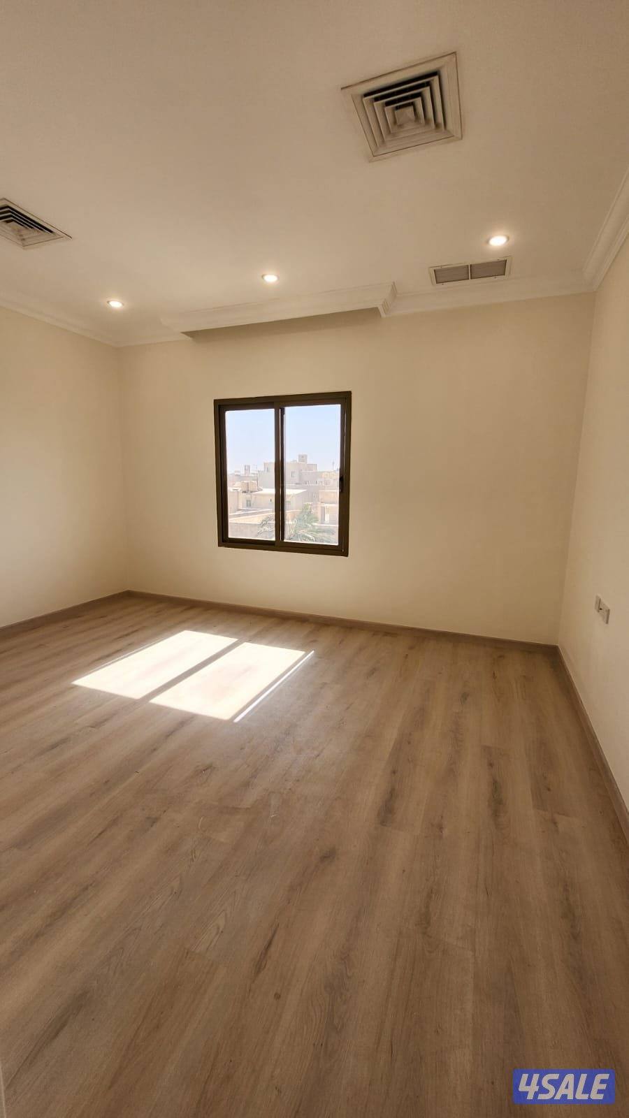 لقطه .. شقه في بيان / مجدده ديلوكس/ موقع البيت زاويه / مواقف مظلات1