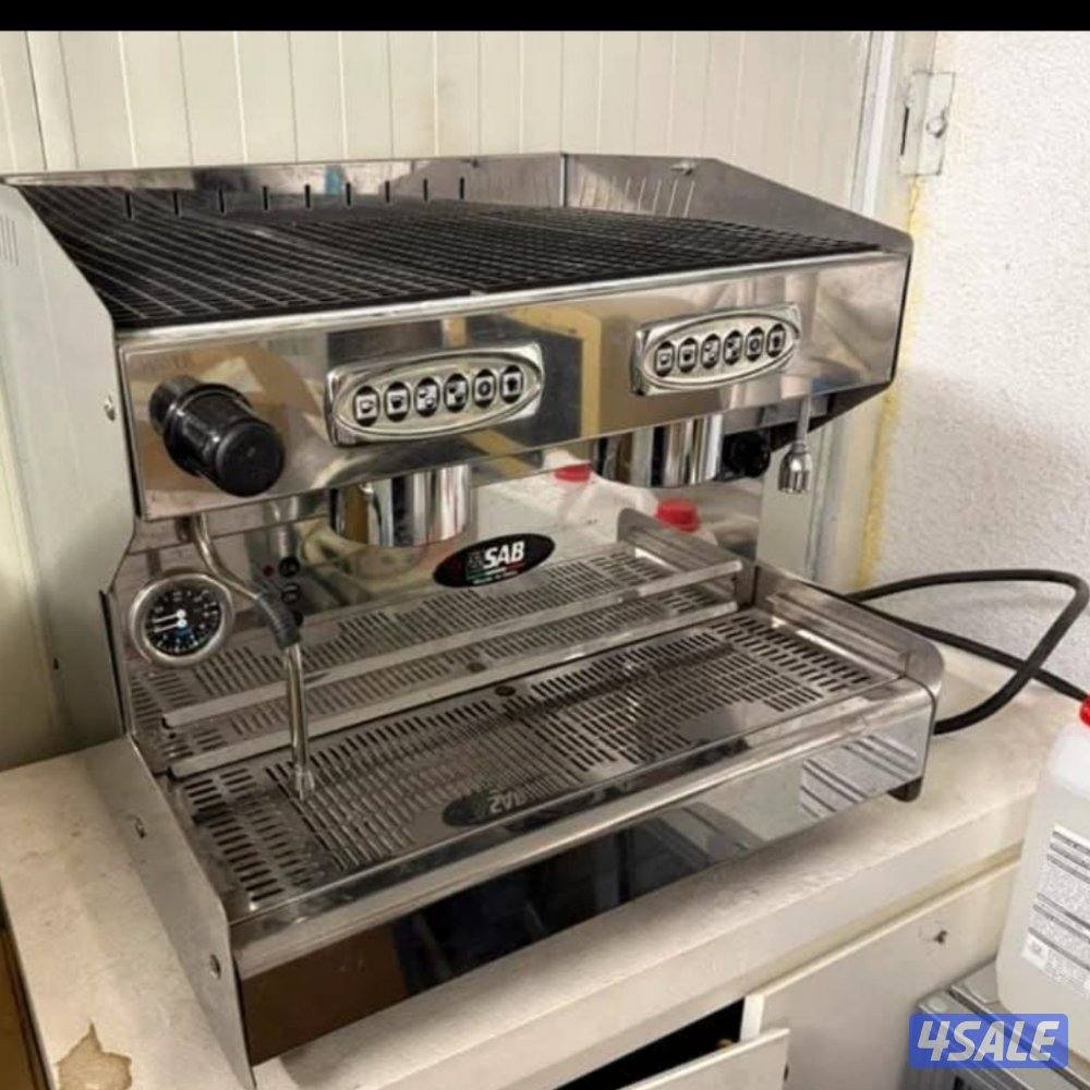 ماكينه القهوه الاسبريسو ايطالي استخدام شهر فقط0