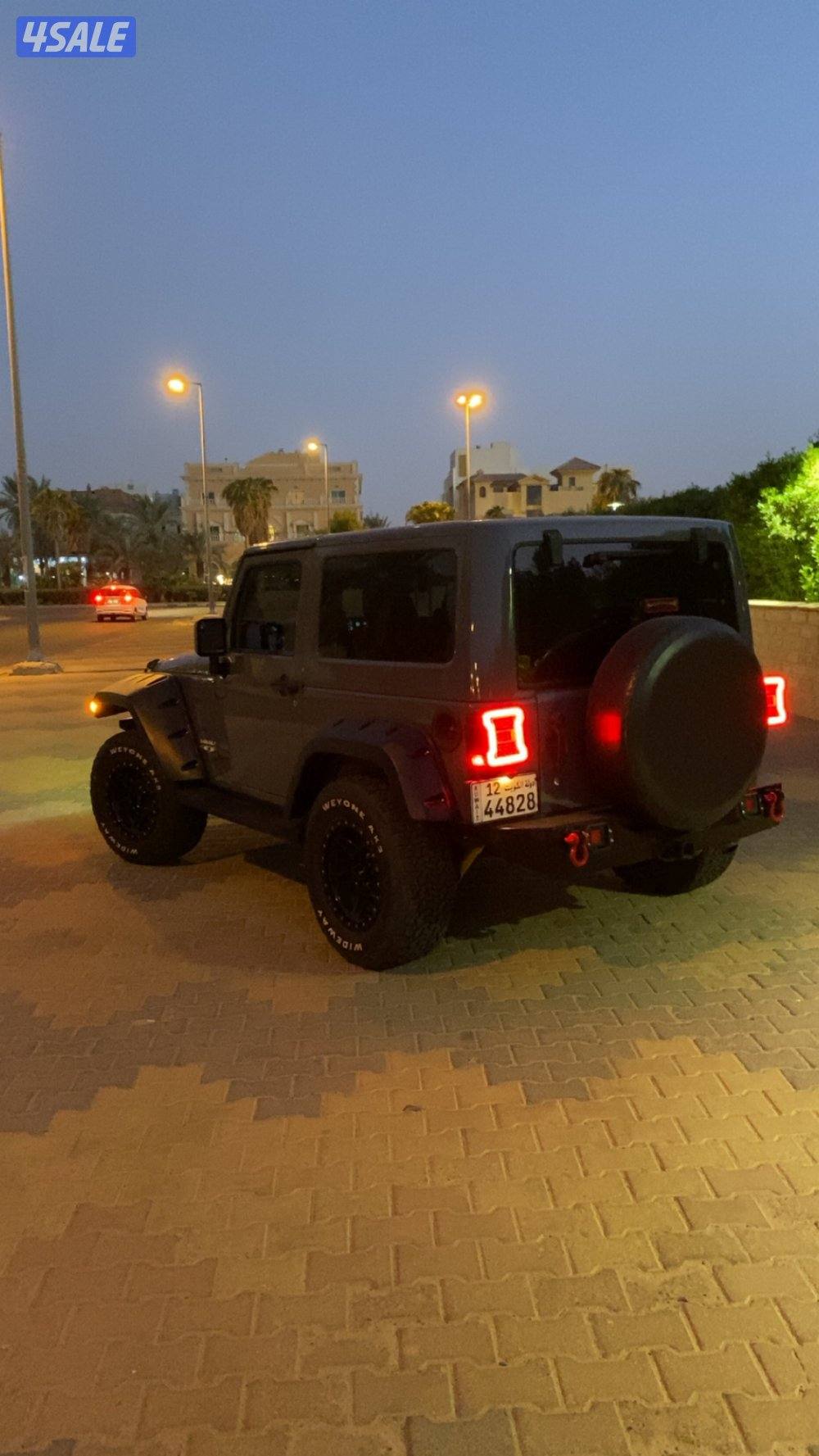 للبيع جيب رانجلر4