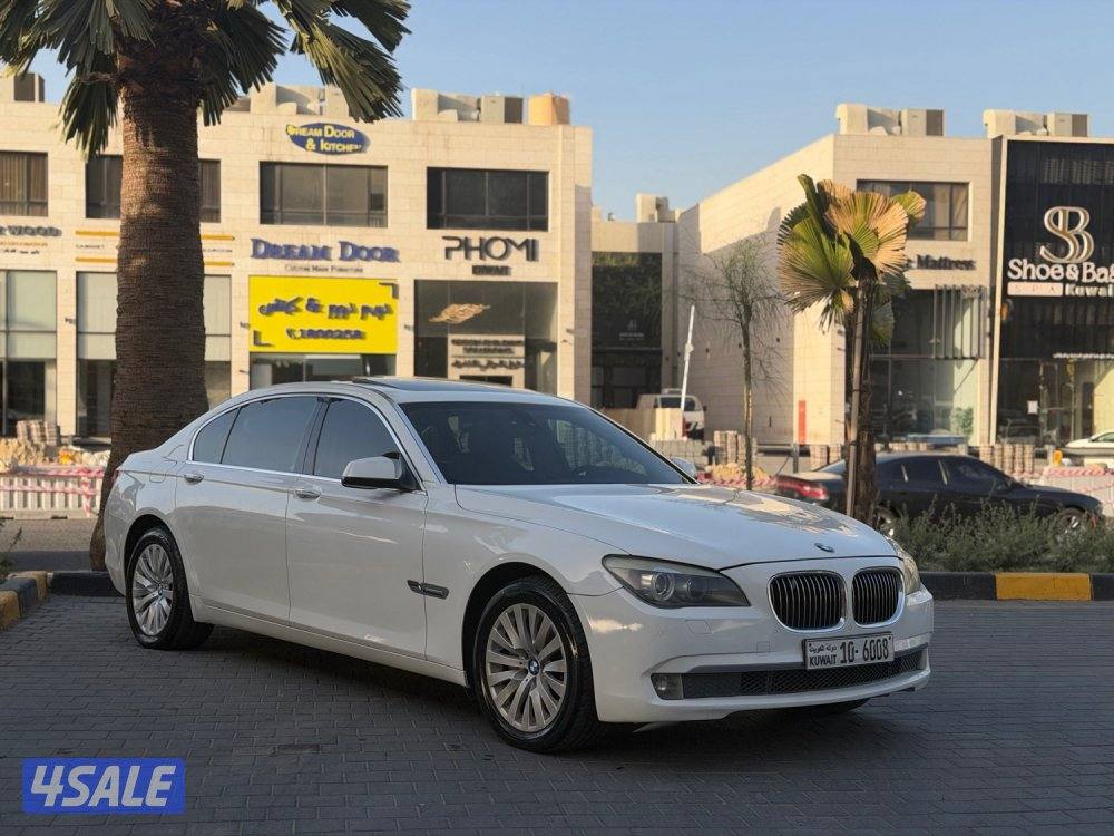 بي ام دبليو 730Li موديل 2010 الغانم بحاله ممتازه نقبل تثمين وبدل0