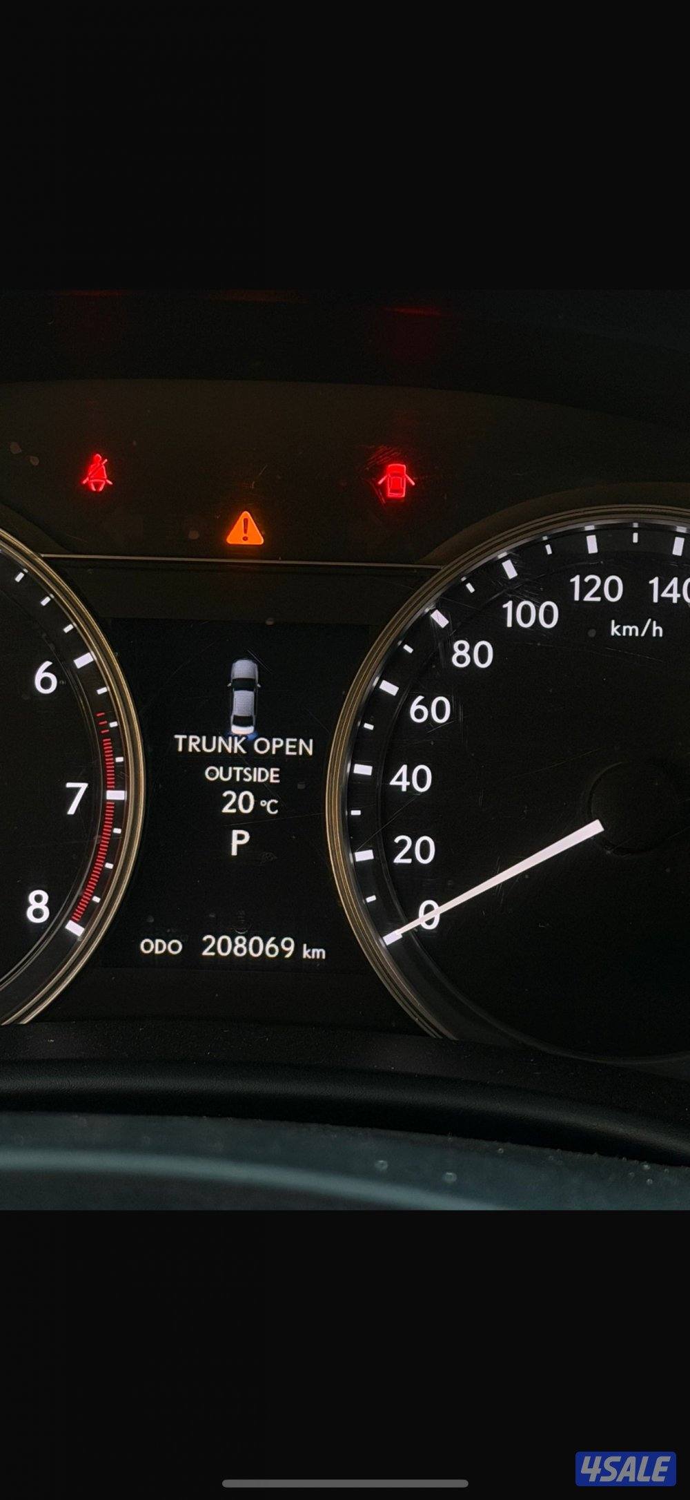 للبيع لكززس GS350موديل 2014ماشيه 208الف5