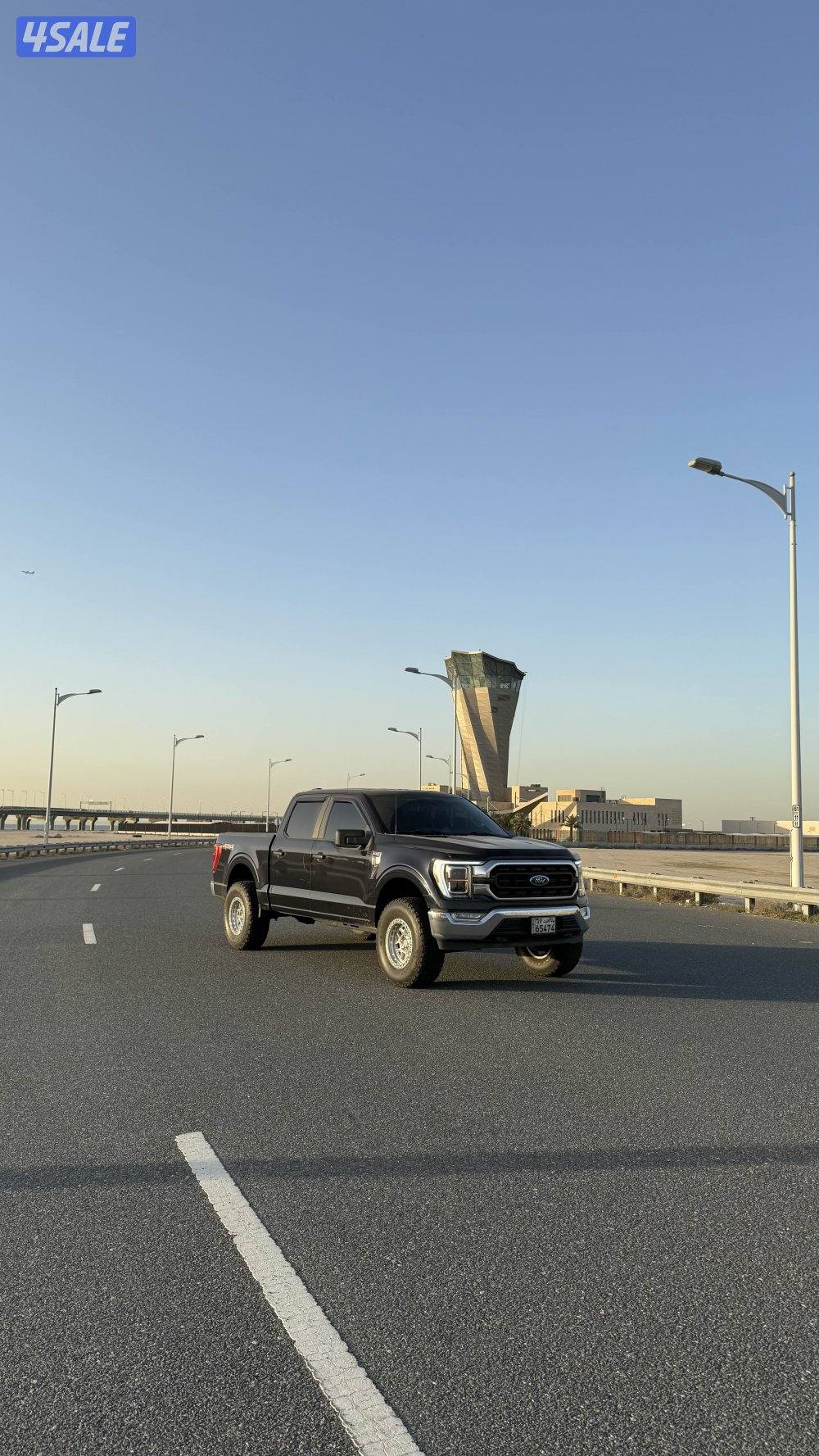 للبيع وانيت فورد 4x44