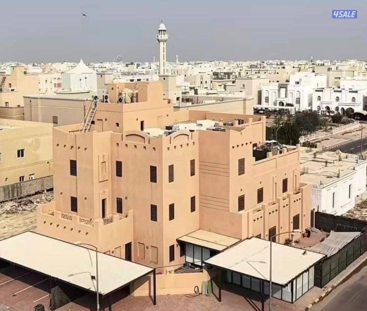 للبيع فيلا في صباح الاحمد0