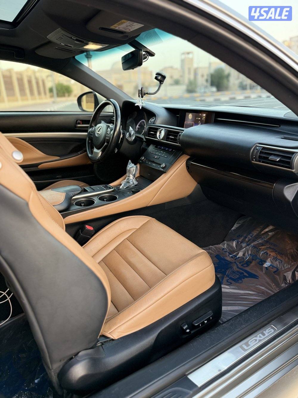 للبيع لكزس 2016 RC7