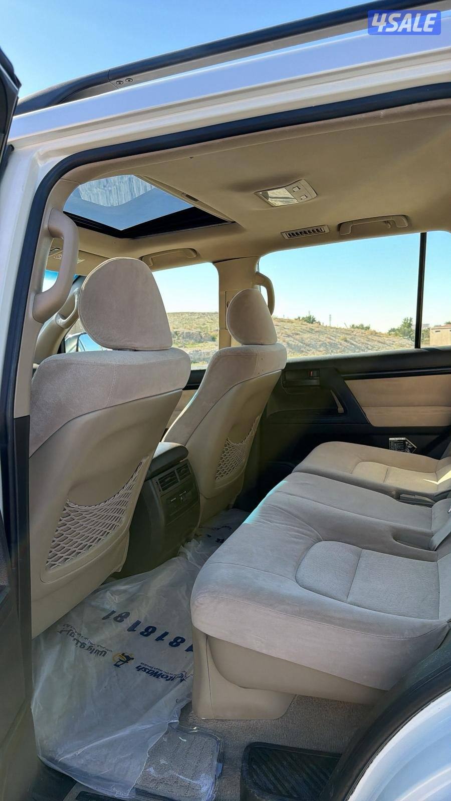 لبيع لاندكروزر GXR 2011 شرط الفحص صبغ الوكاله ماعده قطعتين كامل فل ابش3