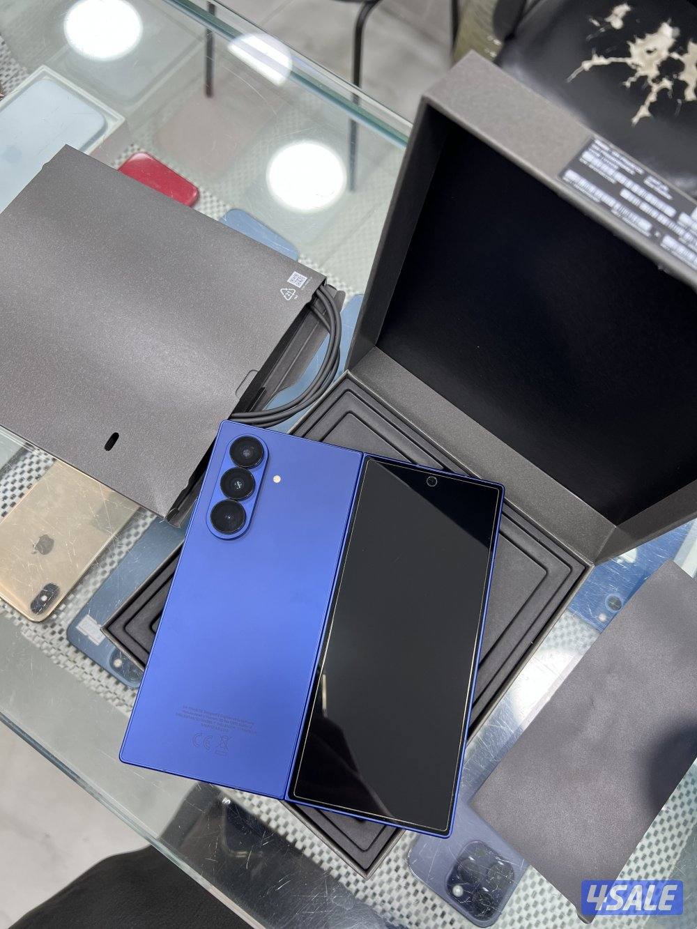 للبيع Z fold 73