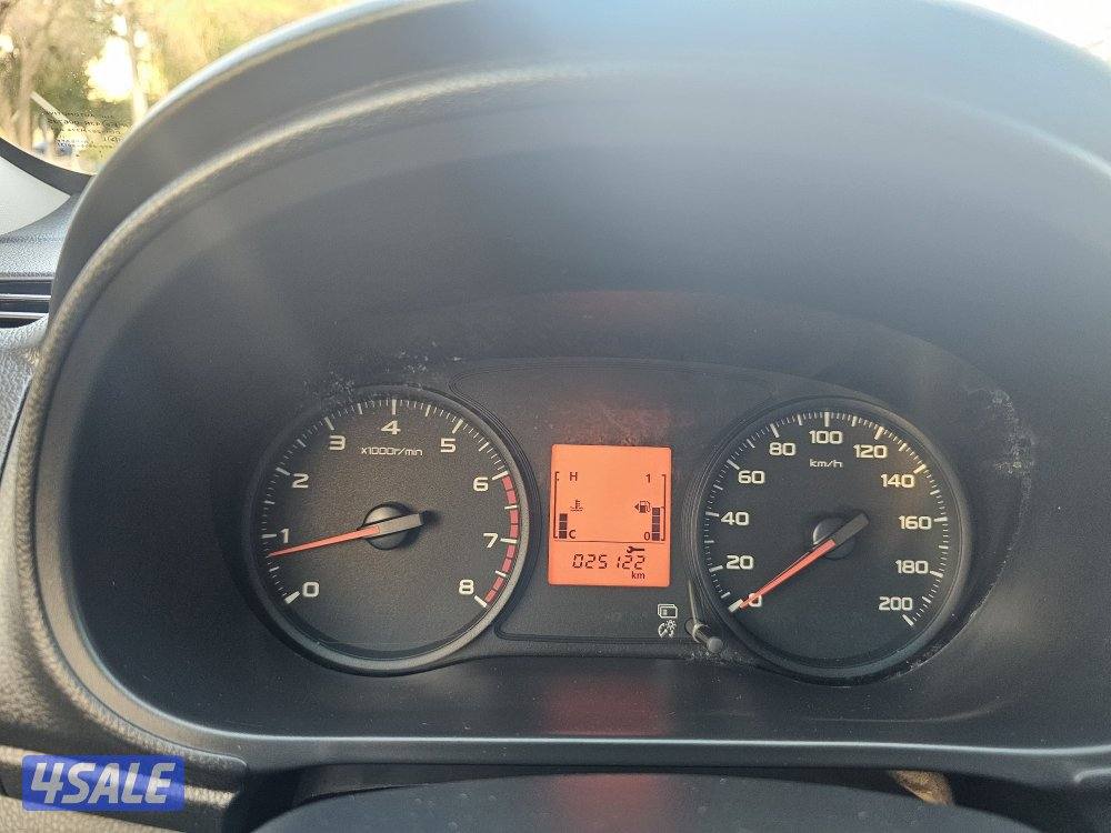 وانيت ميتسوبيشي L200 عداد ٢٥ الف (مخزن) وكالة الملا5