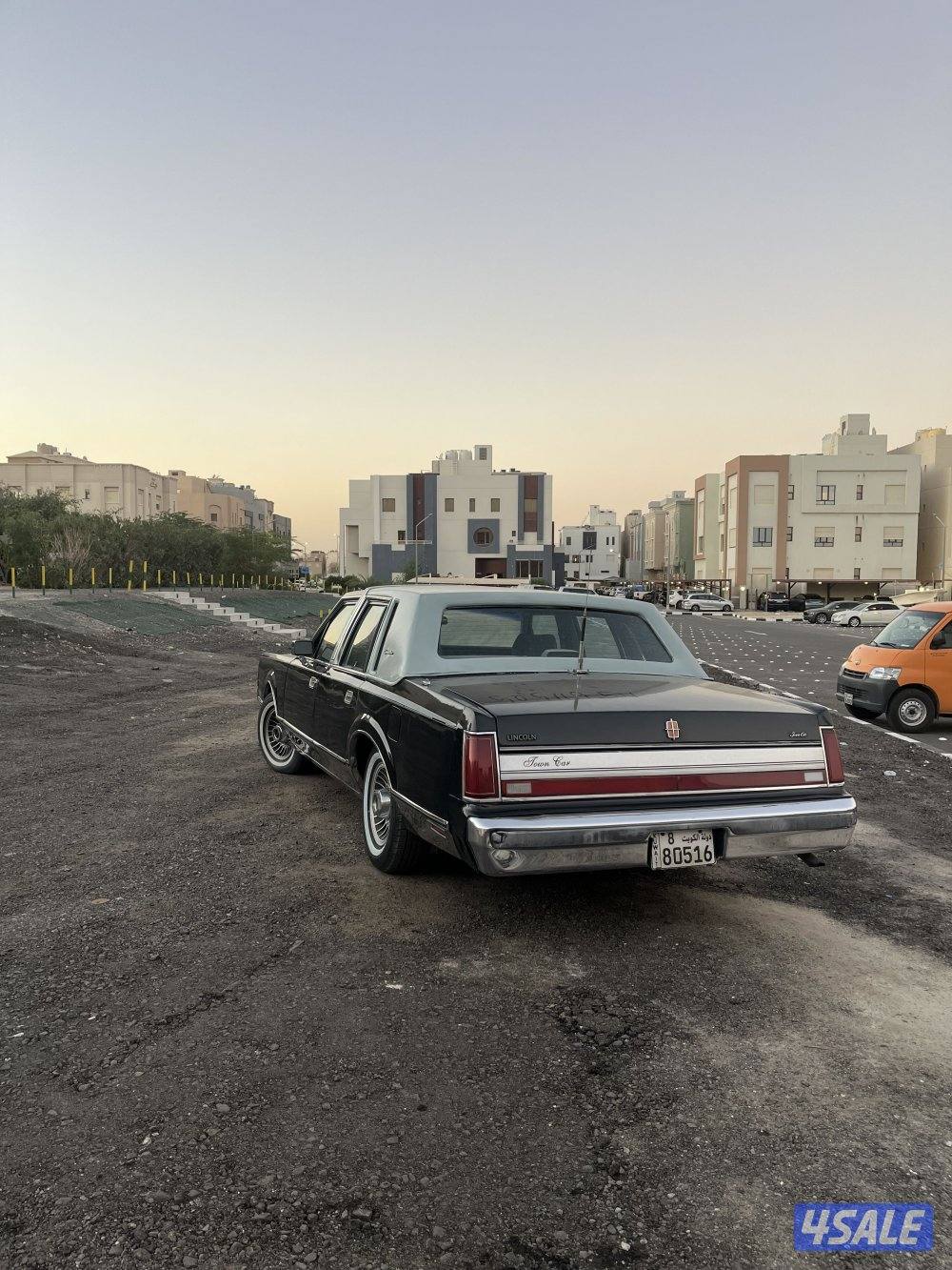 للبيع فورد لينكولن 19895