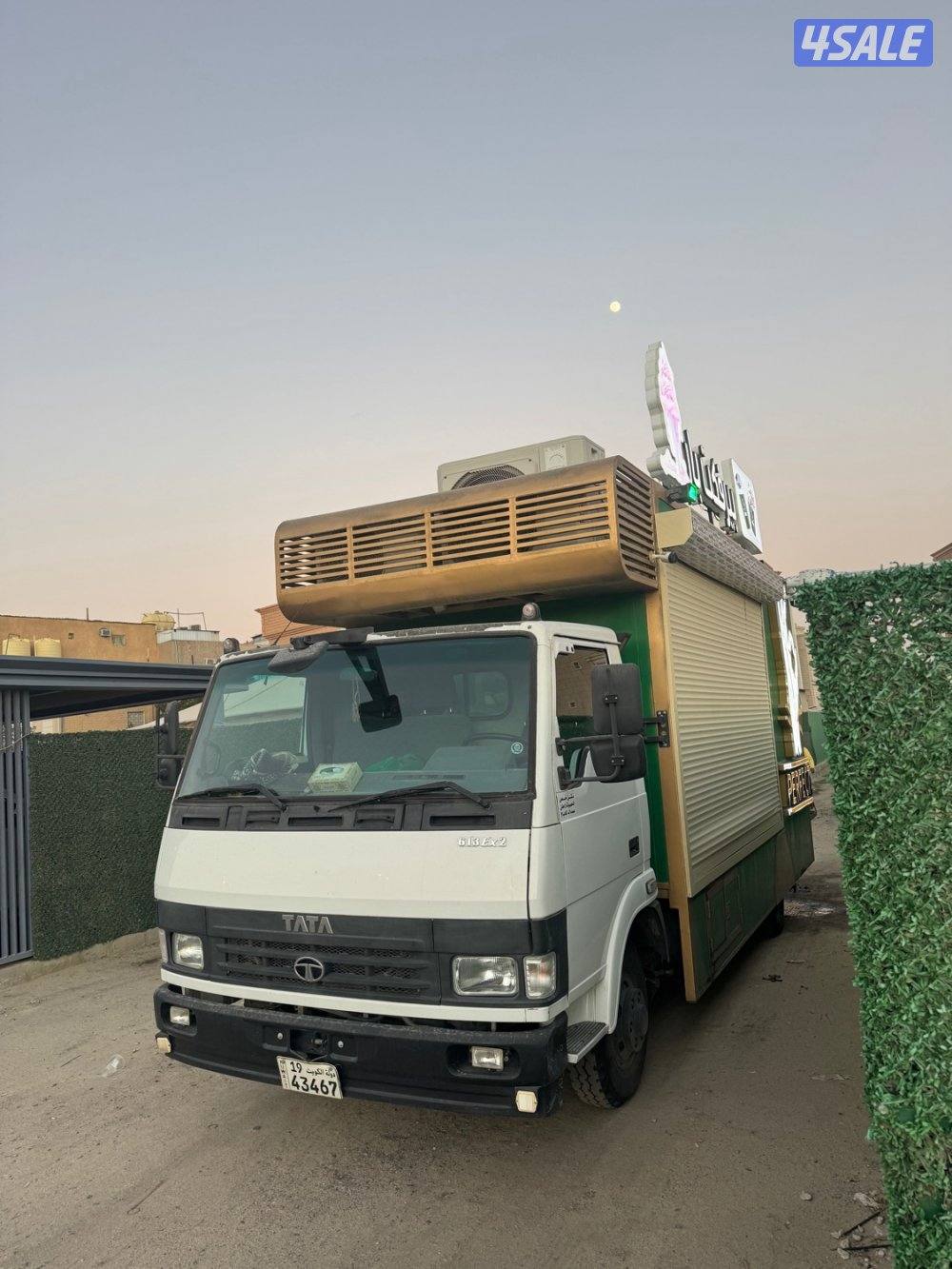 للبيع فود ترك ‘ برخصه '1