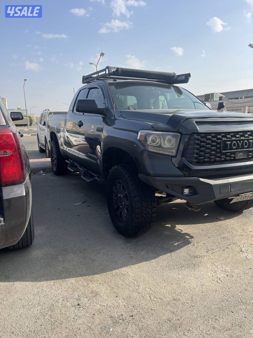 للبيع تندرا مديل 2015 شرط الفحص وارد كندا2