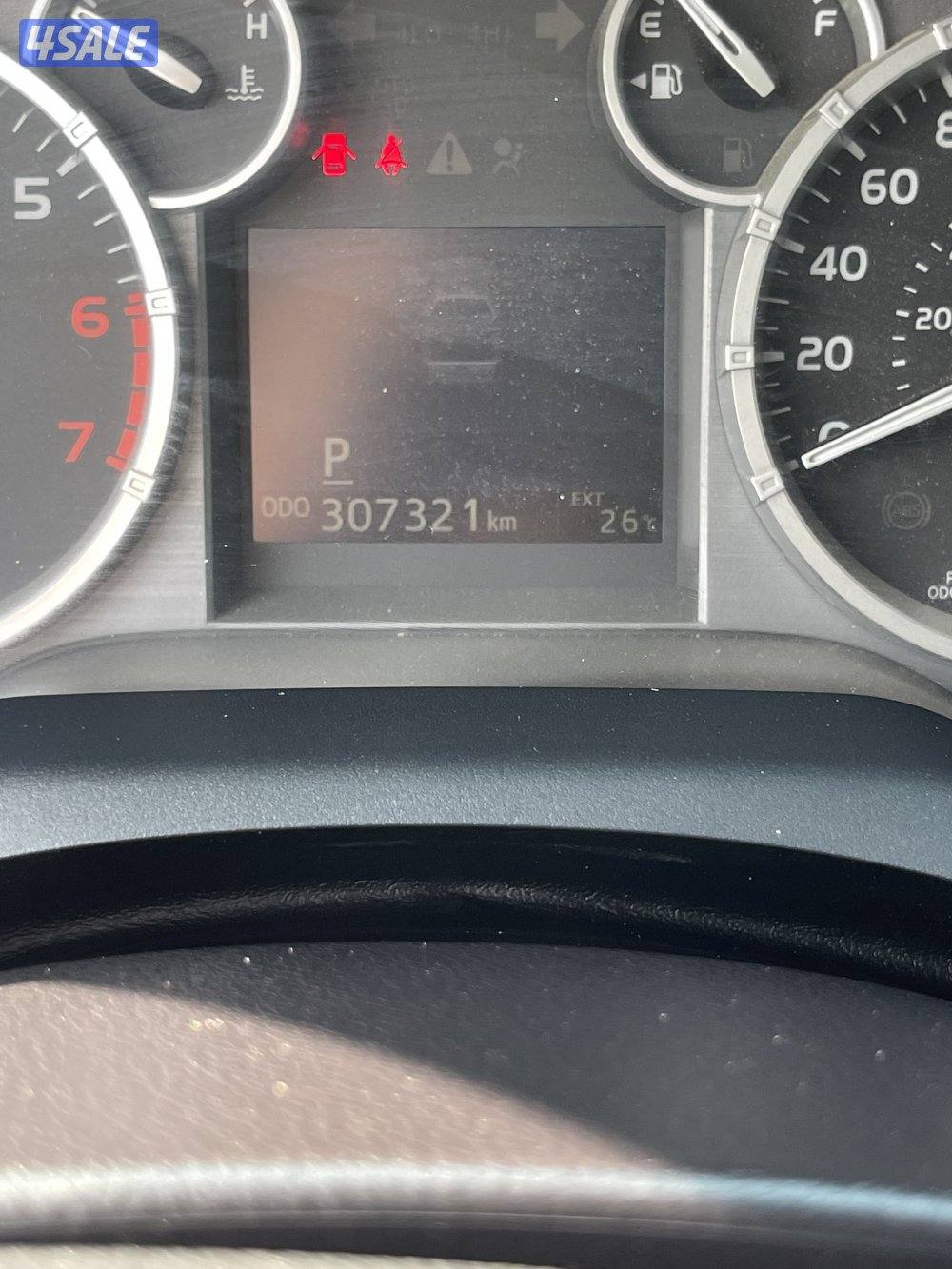 للبيع تندرا مديل 2015 شرط الفحص وارد كندا3