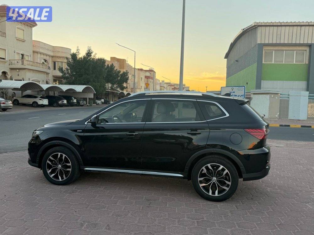 للبيع MG RX5 وكاله موديل 2020 صبغ الوكاله بالكامل  شرط الفحص0