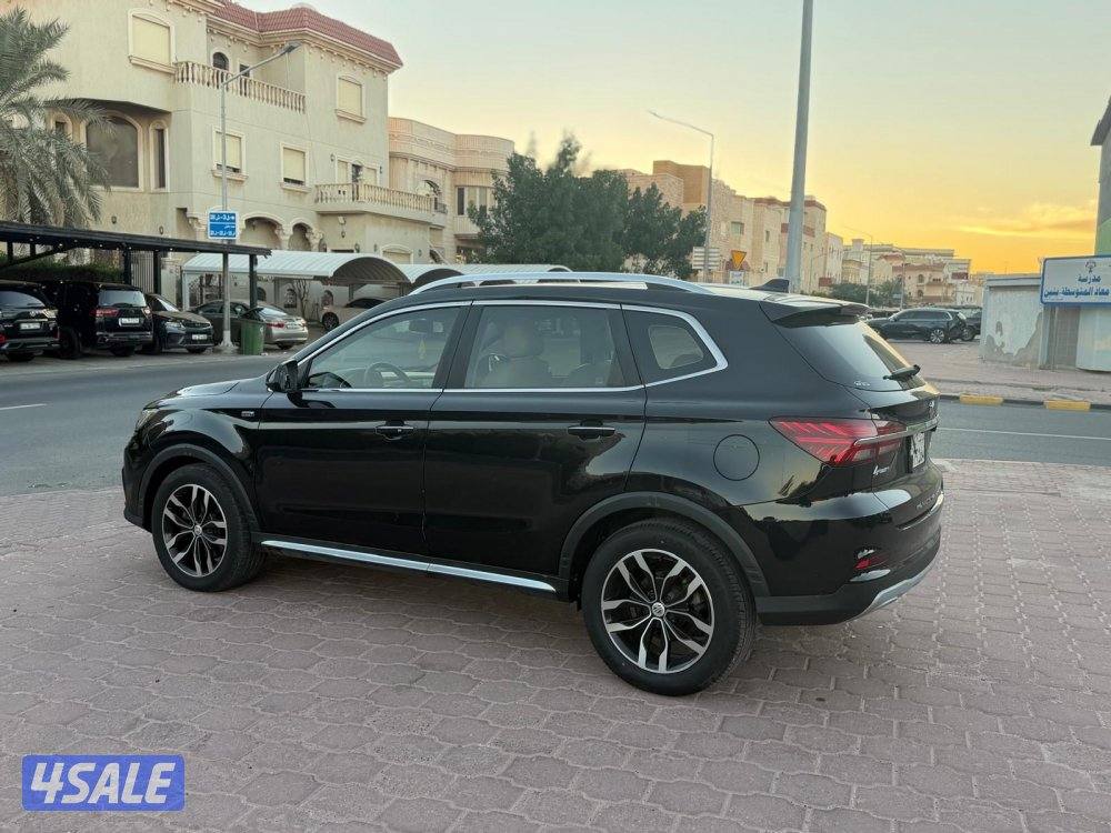 للبيع MG RX5 وكاله موديل 2020 صبغ الوكاله بالكامل  شرط الفحص4