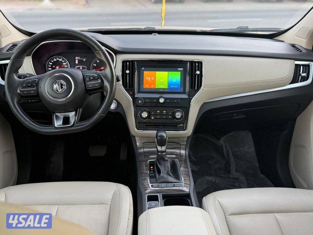 للبيع MG RX5 وكاله موديل 2020 صبغ الوكاله بالكامل  شرط الفحص7