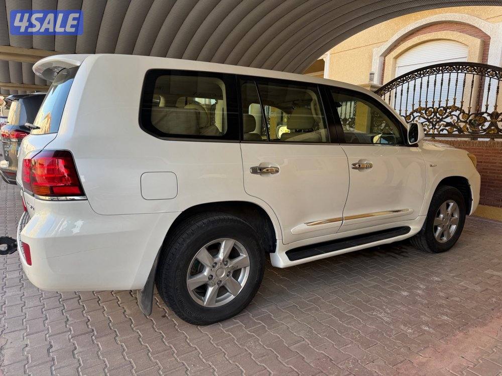 جيب لكزس 570 بحاله ممتازه جدا1