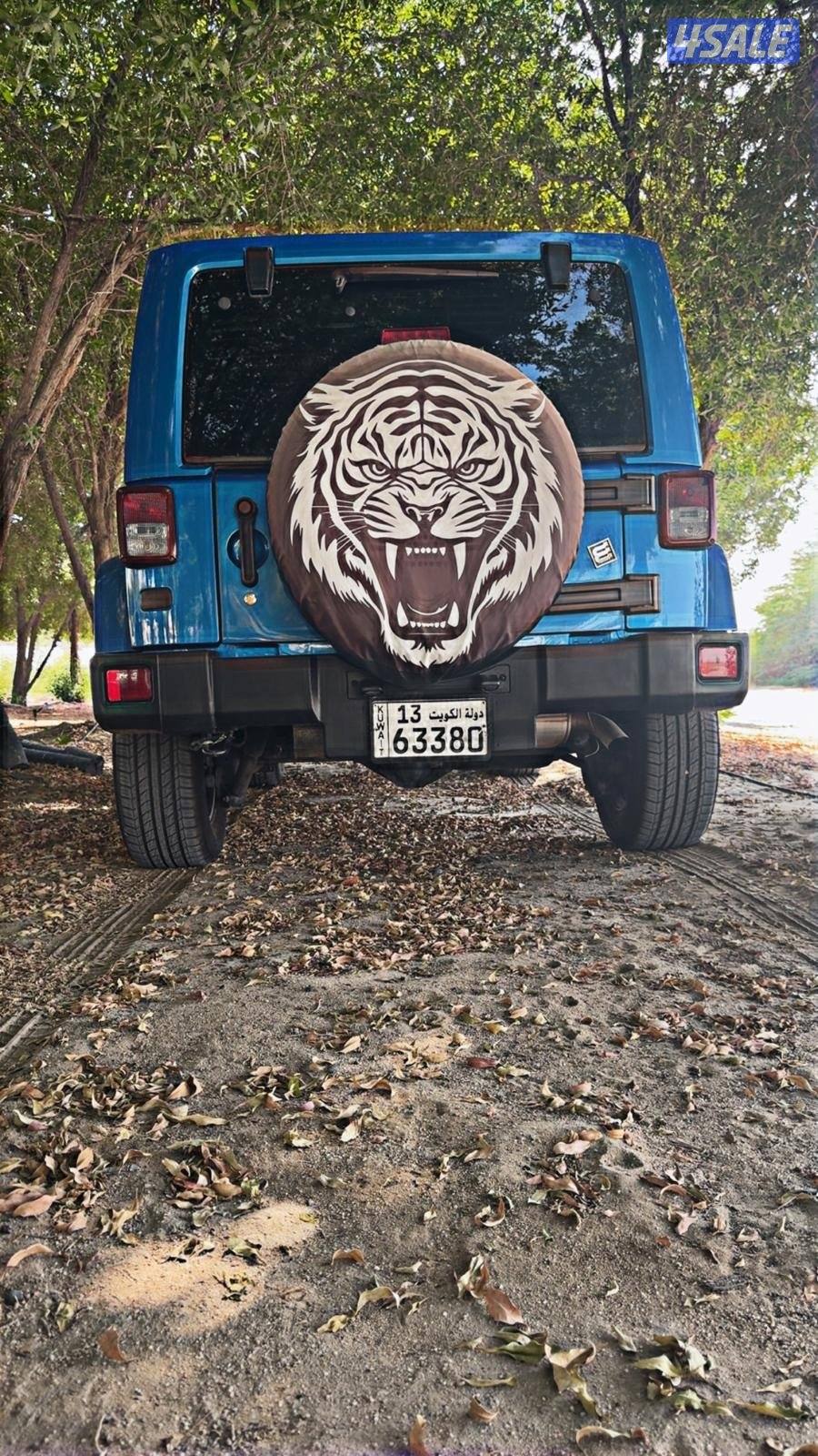 للبيع رانقلر موديل 2015 شرط الفحص ماشي 258303 لون ازرق5