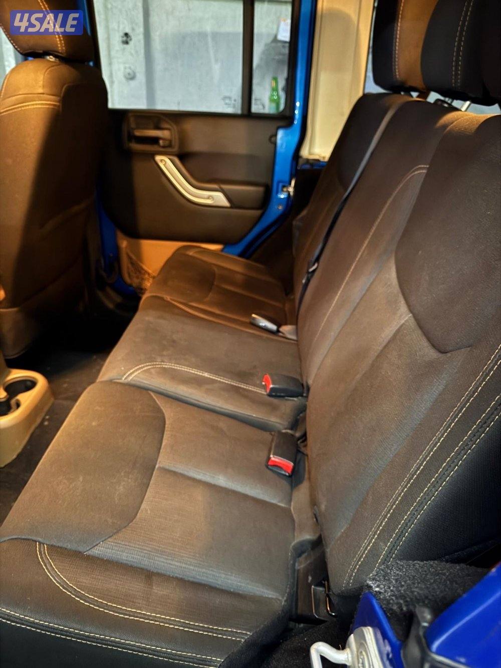 للبيع رانقلر موديل 2015 شرط الفحص ماشي 258303 لون ازرق6