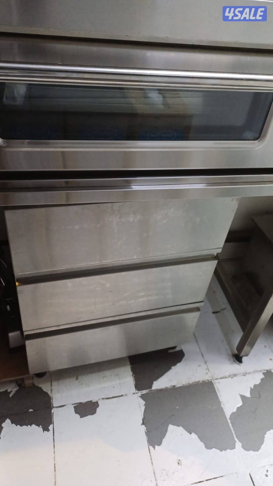 معدات كافيه ومطعم للبيع بحاله ممتازه6